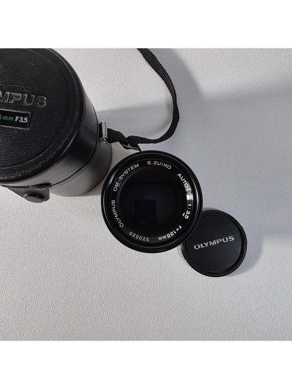 Vintage OLYMPUS 135mm OM-System E.Zuiko Auto-T 1:3.5 Telephoto